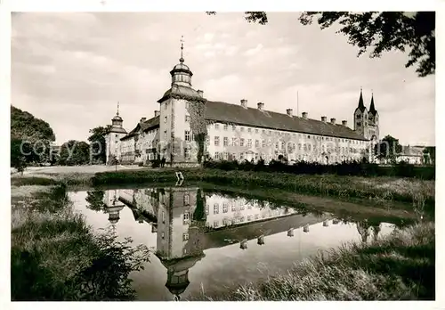 AK / Ansichtskarte Hoexter_Weser Schloss und ehem Reichsabtei Corvey Hoexter Weser