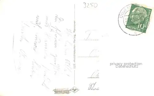 AK / Ansichtskarte Hameln_Weser Blick vom Muensterkirchturm auf Weserbruecke und Kluetberg Hameln Weser