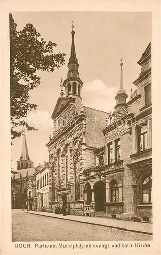 AK / Ansichtskarte Goch Partie am Marktplatz mit ev und kath Kirche Goch