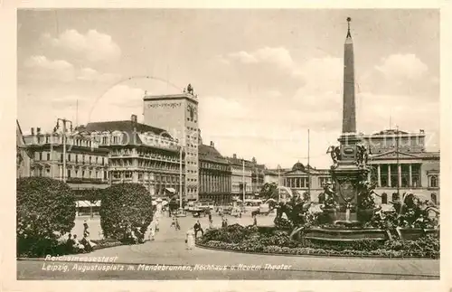 AK / Ansichtskarte Leipzig Augustusplatz mit Mendebrunnen Hochhaus Theater Reichsmessestadt Stempel Leipzig