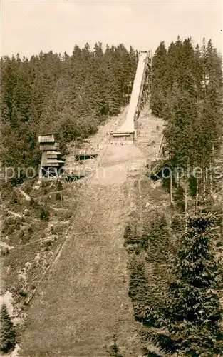 AK / Ansichtskarte Oberhof_Thueringen Thueringenschanze Skispringen Wintersportplatz Thueringer Wald Oberhof Thueringen