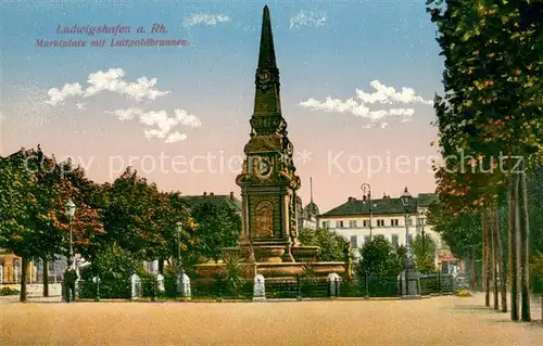 AK / Ansichtskarte Ludwigshafen_Rhein Marktplatz mit Luitpoldbrunnen Ludwigshafen Rhein