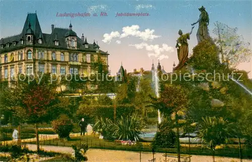 AK / Ansichtskarte Ludwigshafen_Rhein Jubilaeumsplatz Denkmal Parkanlagen Ludwigshafen Rhein