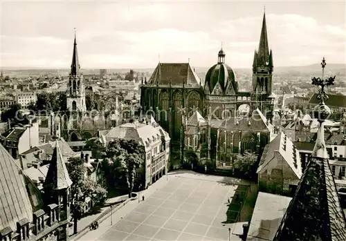 AK / Ansichtskarte Aachen Dom links Zerstoerungen Aachen