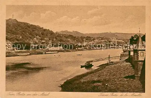 AK / Ansichtskarte Trier Partie an der Mosel Anlegestelle Trier