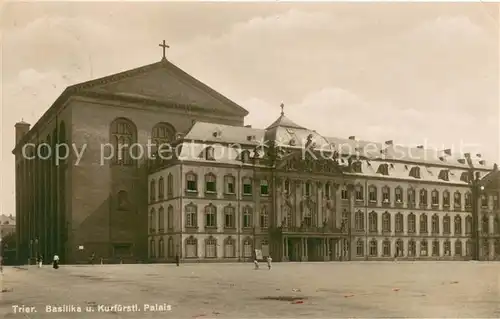 AK / Ansichtskarte Trier Basilika und Kurfuerstl.Palais Trier