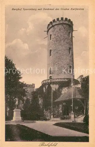 AK / Ansichtskarte Bielefeld Burghof Sparenberg mit Denkmal des Grossen Kurfuersten Bielefeld
