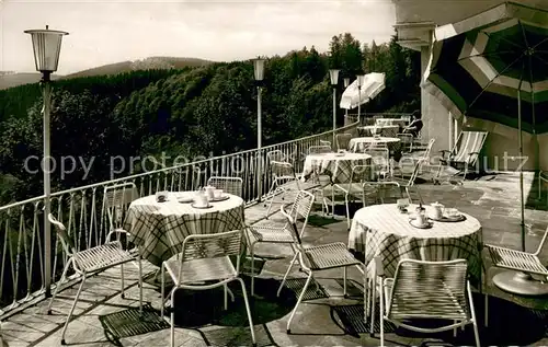 AK / Ansichtskarte Winterberg_Hochsauerland Hotel Pension Parkhaus Terrasse Winterberg_Hochsauerland