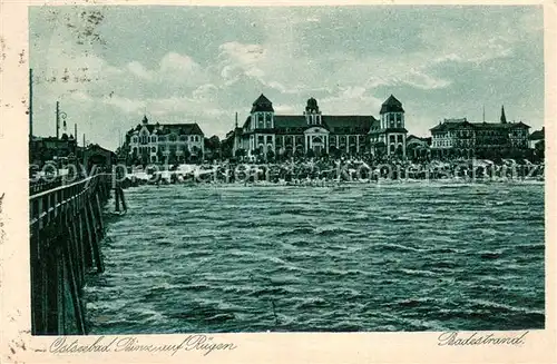 AK / Ansichtskarte Binz_Ruegen Badestrand Hotels Binz_Ruegen