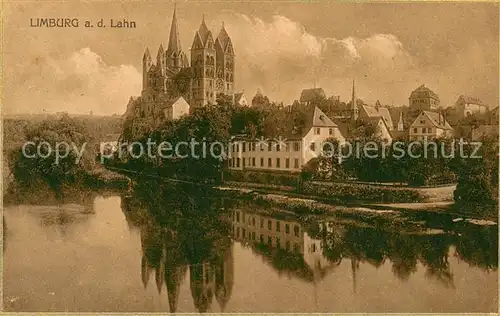 AK / Ansichtskarte Limburg_Lahn Blick ueber die Lahn zum Dom Limburg_Lahn