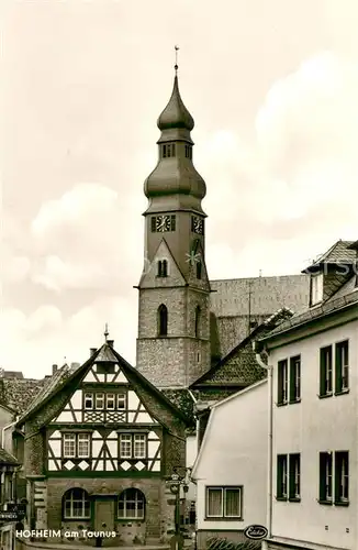 AK / Ansichtskarte Hofheim_Taunus Ortszentrum mit Kirche Hofheim Taunus