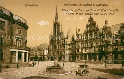 AK / Ansichtskarte Wiesbaden Schlossplatz mit Schloss und Rathaus Wiesbaden