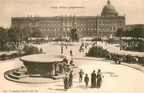 AK / Ansichtskarte Berlin Koenigliches Schloss Lustgarten Denkmal Berlin