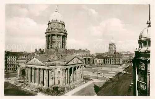 AK / Ansichtskarte Berlin Gendarmenmarkt Franzoesischer und Deutscher Dom Berlin