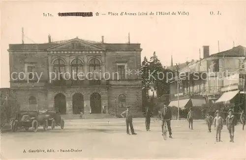 AK / Ansichtskarte Saint Dizier_Haute Marne Place d Armes Saint Dizier Haute Marne