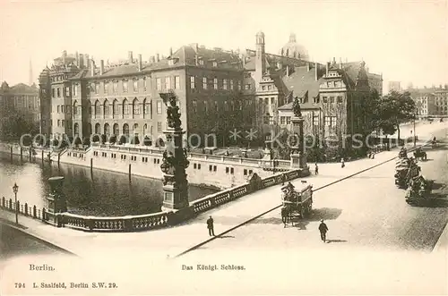 AK / Ansichtskarte Berlin Koenigliches Schloss Pferdebus Berlin
