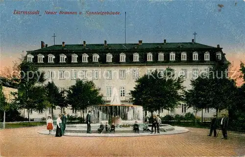 AK / Ansichtskarte Darmstadt Neuer Brunnen und Kanzleigebaeude Feldpost Darmstadt