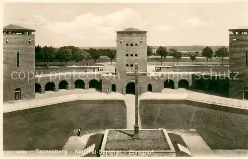 AK / Ansichtskarte Tannenberg_Ostpreussen National Denkmal Ehrenhof Tannenberg_Ostpreussen