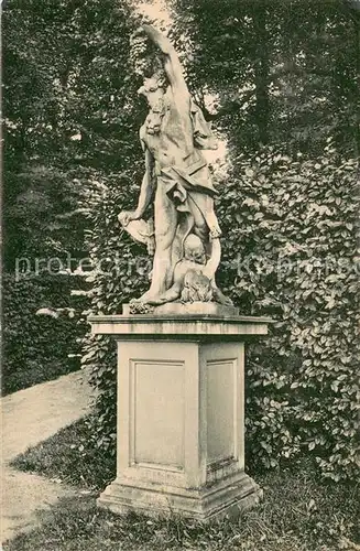 AK / Ansichtskarte Heidenau_Dresden Koenigl. Garten Gross Sedlitz Herbst Statue Heidenau Dresden