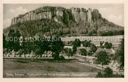 AK / Ansichtskarte Pfaffenstein_Koenigstein_Saechsische_Schweiz Pfaffenstein mit FDGB Ferienheim Terrassenhof Pfaffenstein_Koenigstein