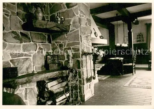 AK / Ansichtskarte Neu Isenburg Ammerlaender Schinkenkrug Gastraum Neu Isenburg