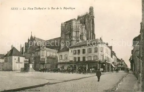 AK / Ansichtskarte Sens_89 La Place Thenard et la Rue de la Republique 