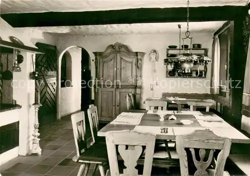 AK / Ansichtskarte Niederaula Landgasthof Restaurant Schlitzer Hof Gastraum Niederaula