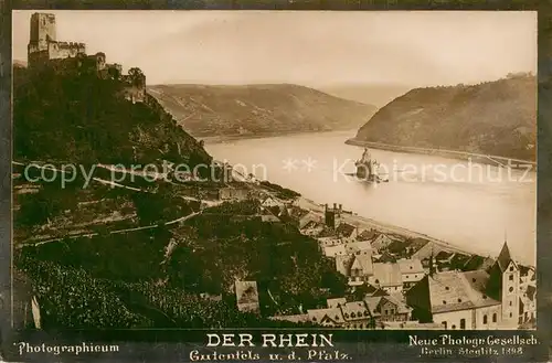 AK / Ansichtskarte Kaub Panorama Blick ueber den Rhein mit Gutenfels und der Pfalz Kaub