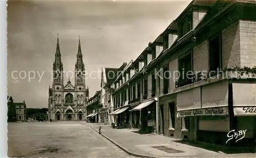 AK / Ansichtskarte Vimoutiers Place Mackau cote Mairie Vimoutiers