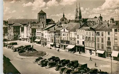 AK / Ansichtskarte Chalons sur Marne Place de la Republique 