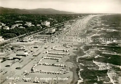 AK / Ansichtskarte Marmi La spiaggia da levante Marmi