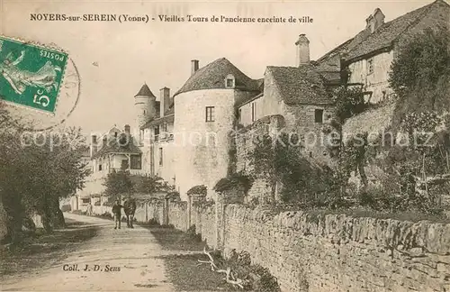 AK / Ansichtskarte Noyers sur Serein Vieilles Tours de lancienne enceinte de ville Noyers sur Serein