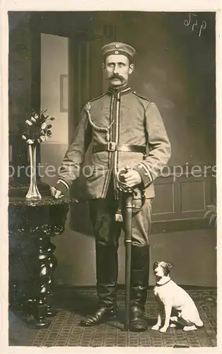 AK / Ansichtskarte Graudenz_Grudziadz_Westpreussen Kavallerist mit Saebel und Hund 