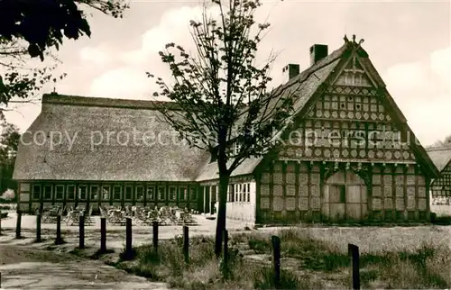 AK / Ansichtskarte Cloppenburg Gaststaette Der Dorfkrug Aussenansicht Cloppenburg