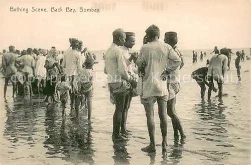 AK / Ansichtskarte Bombay_Mumbai Bathing Scene Back Bay Bombay Mumbai