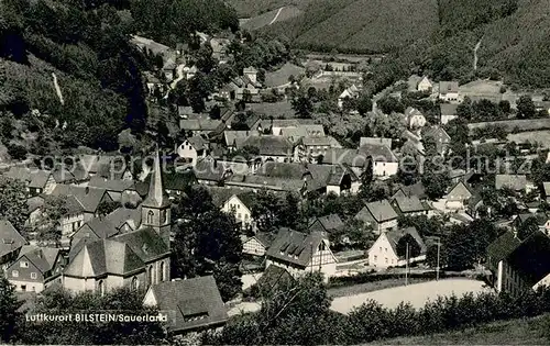 AK / Ansichtskarte Bilstein_Sauerland Ortsansicht Luftkurort mit Kirche Bilstein_Sauerland