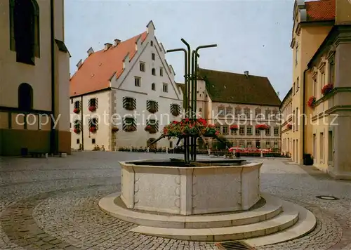 AK / Ansichtskarte Weissenhorn Kirchplatz mit Schloss Brunnen Weissenhorn