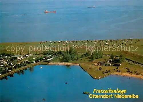 AK / Ansichtskarte Otterndorf_Niederelbe Freizeitanlage mit See achtern Diek Gruenstrand und Campingplatz Otterndorf Niederelbe