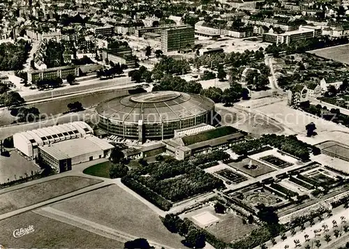 AK / Ansichtskarte Dortmund Fliegeraufnahme Westfalenhalle mit Rosenterrassen Halle 3 und Halle 4 Dortmund