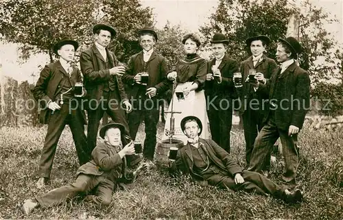 AK / Ansichtskarte Gera Aufnahme Maenner Vatertag Gera