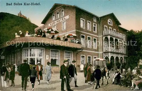 AK / Ansichtskarte Bad_Sulza Partie vor dem Kur Hotel Bad_Sulza