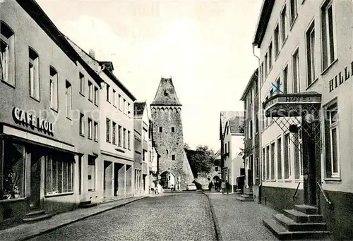 AK / Ansichtskarte Muenstereifel_Bad Werther Strasse mit Tor und Hotel Hildebrand Muenstereifel_Bad