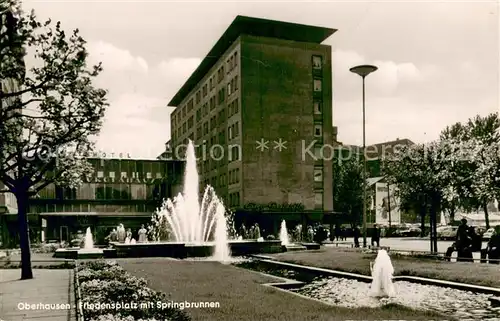 AK / Ansichtskarte Oberhausen Friedensplatz mit Springbrunnen Oberhausen