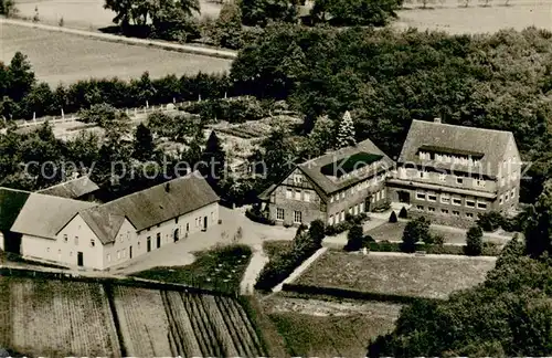 AK / Ansichtskarte Bad_Waldliesborn Haus Carola Fliegeraufnahme Bad_Waldliesborn