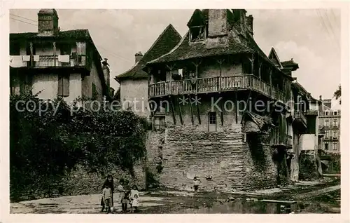 AK / Ansichtskarte Salies de Bearn Vieilles maisons sur le Saleys Salies de Bearn