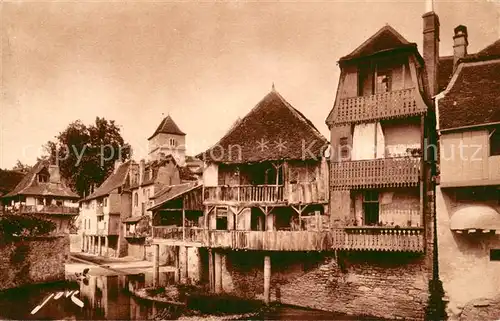 AK / Ansichtskarte Salies de Bearn Les vieilles maisons sur le Saleys Salies de Bearn