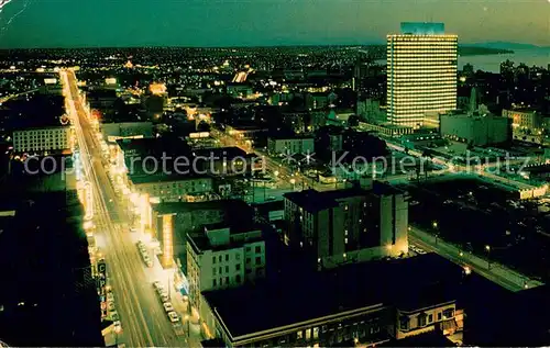 AK / Ansichtskarte Vancouver_BC_Canada Night Owls Roof Top view The BC Hydro Building 