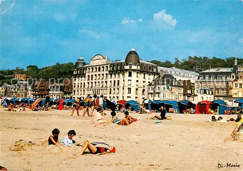 AK / Ansichtskarte Trouville sur Mer La plage et des hotels Trouville sur Mer