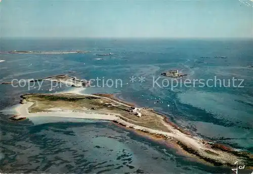 AK / Ansichtskarte Iles_de_Glenan Vue aerienne Le centre de plongee du GAP de Quimper Iles_de_Glenan