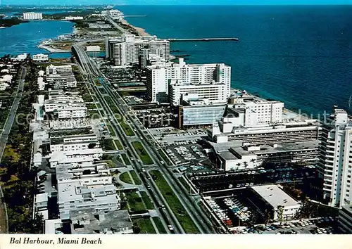 AK / Ansichtskarte Bal_Harbour Aerial view with hotels lining  Bal_Harbour